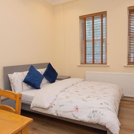 Evergreen Apartments- Flat 1, London Ngoại thất bức ảnh